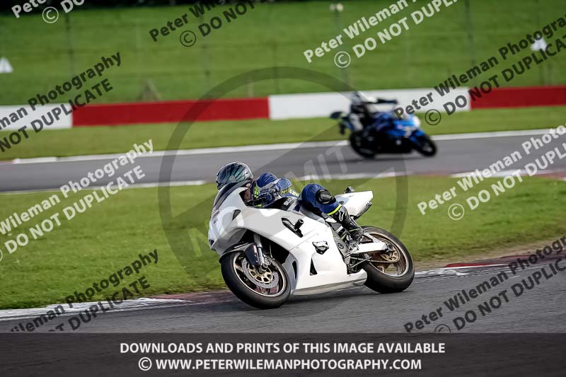 donington no limits trackday;donington park photographs;donington trackday photographs;no limits trackdays;peter wileman photography;trackday digital images;trackday photos